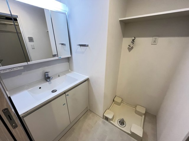 バス・シャワールーム　別室の写真です。