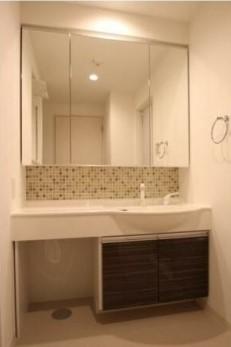 洗面設備　洗面所です