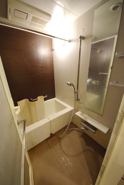 バス・シャワールーム　風呂