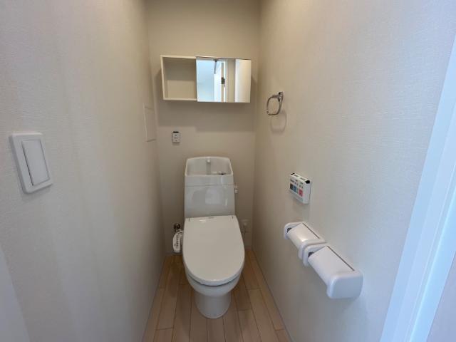 トイレ　シャワー付トイレ