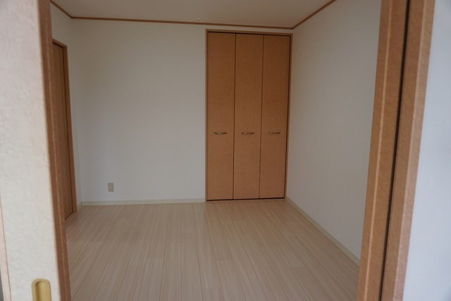 居室・リビング　同タイプ別のお部屋の画像使用