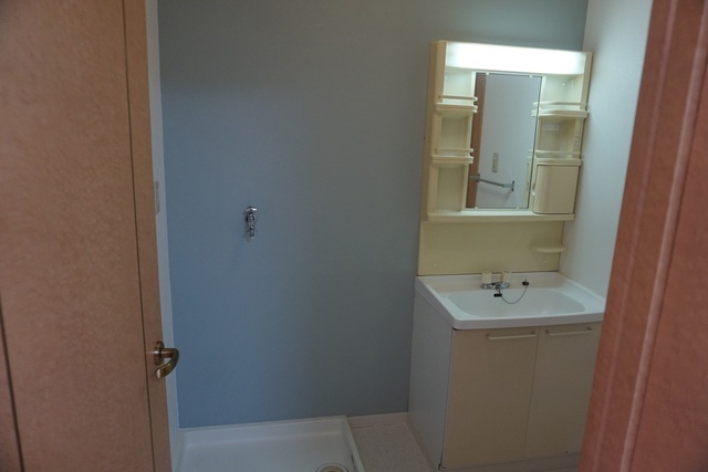 洗面設備　同タイプ別のお部屋の画像使用