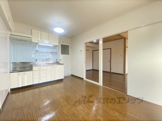 居室・リビング　リビング