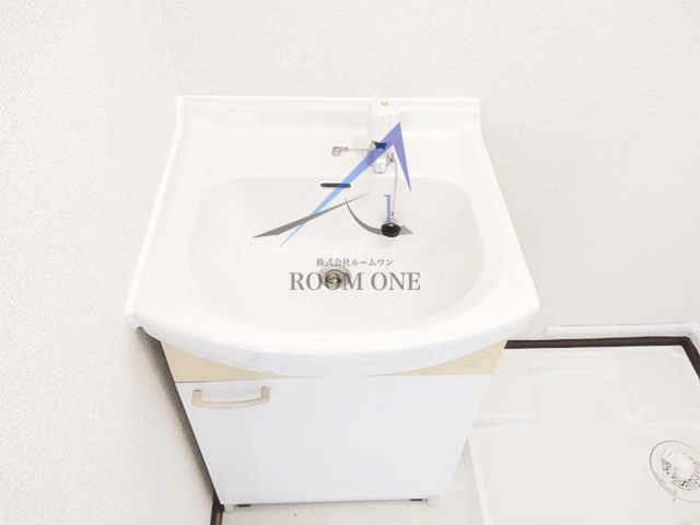 洗面設備　洗面台です。