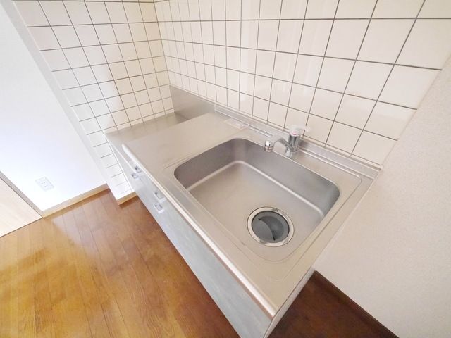 キッチン　※別部屋参考写真です