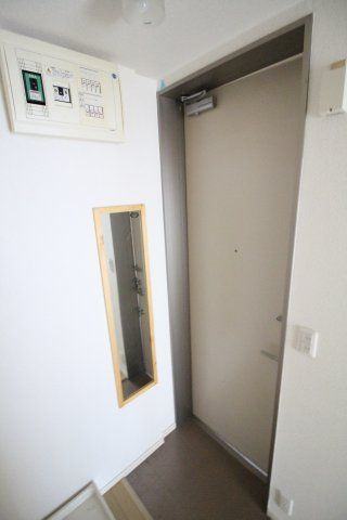 玄関　（別タイプ参考写真）プレジオ南大塚　豊島区南大塚1