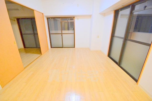 その他部屋・スペース　居間