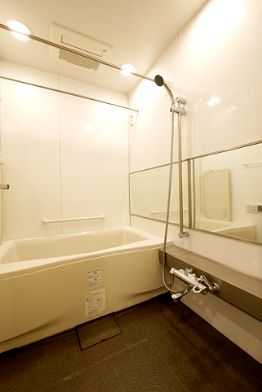 バス・シャワールーム　同マンション内別部屋参照