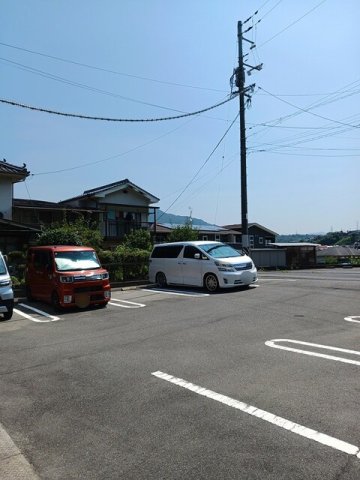 駐車場　駐車場があります