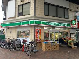 コンビニ　ローソンストア100北赤羽駅前店（コンビニ）まで425m