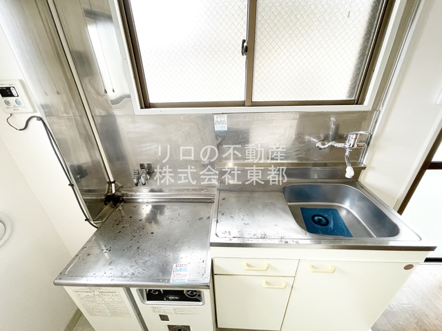 キッチン　１口よりも料理の時間短縮ができる２口コンロ設置可能！