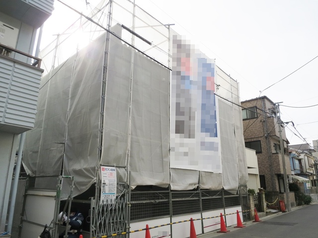 建物外観　建築中