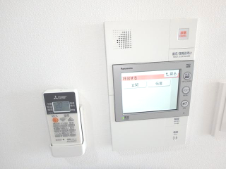 セキュリティ　モニター付きインターホンです