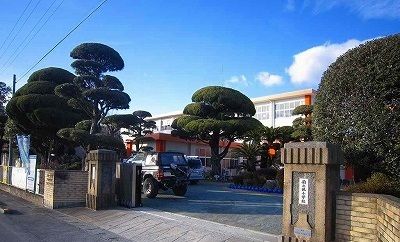 小学校　菊之池小学校（小学校）まで750m