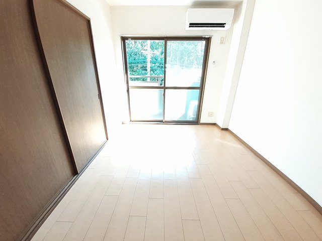 居室・リビング　きれいな内装です