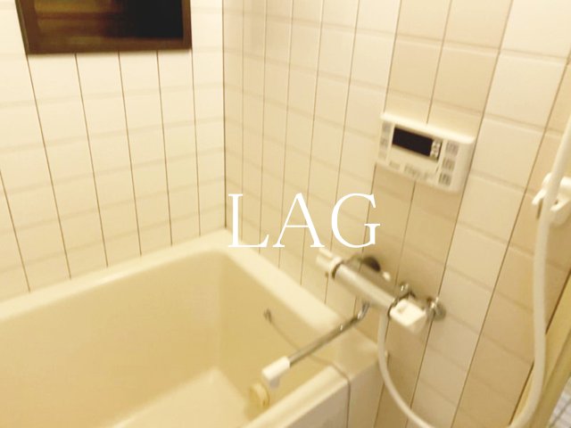 バス・シャワールーム　お風呂です。