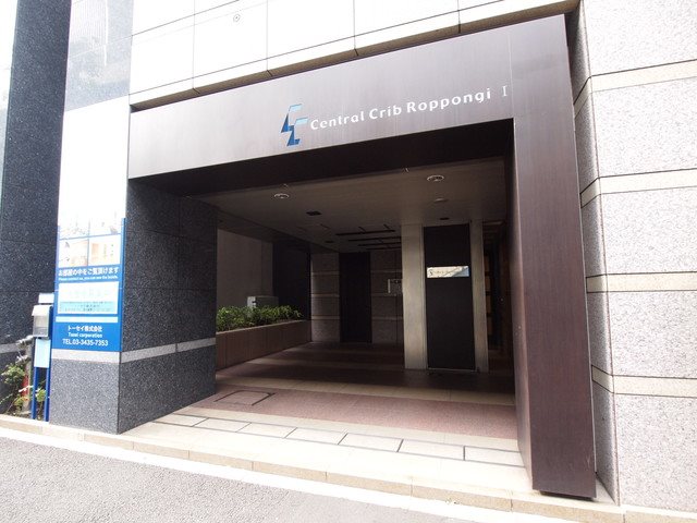 エントランス　素敵なエントランスでお出迎え