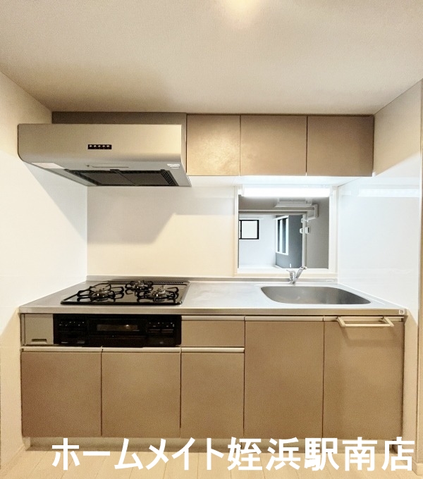 キッチン　★当店掲載物件以外もご一緒にご紹介可能です★※同型別部屋写真