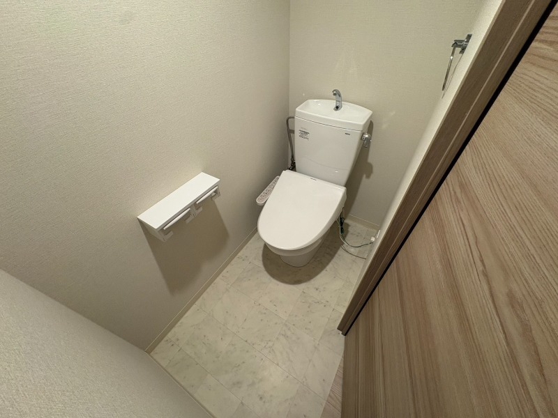 トイレ　トイレです。ウォシュレット付を探している方、おすすめです！