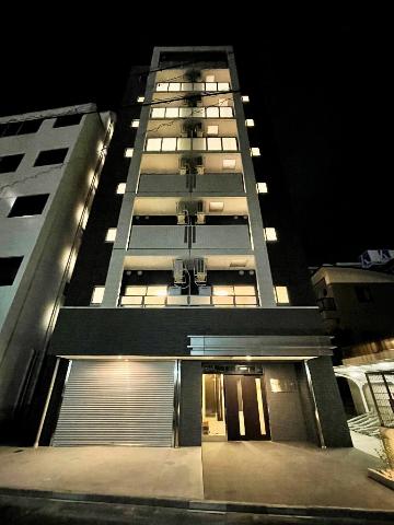 建物外観　外観写真（夜）