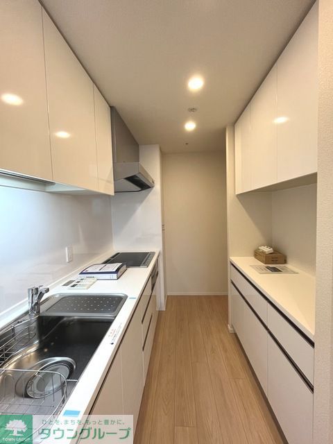 キッチン　※写真は同タイプ住戸です。