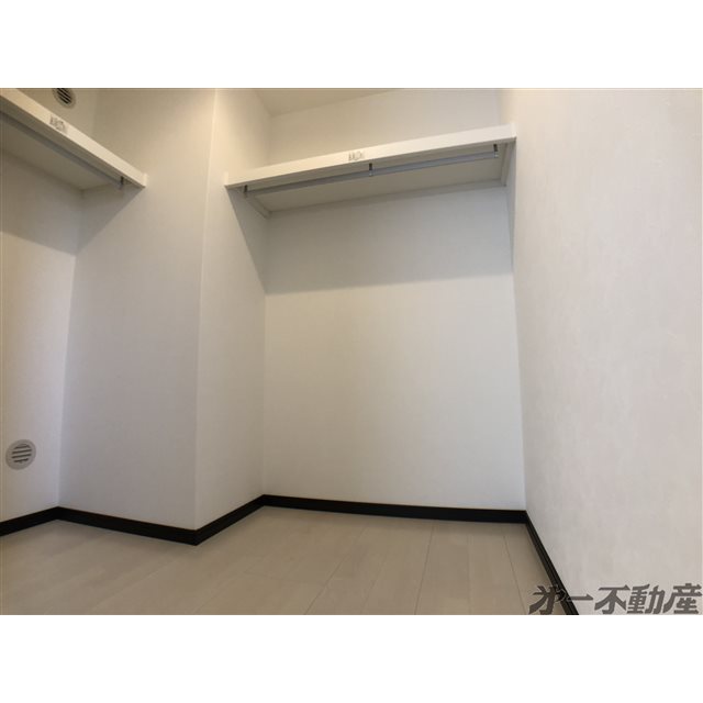 収納　ウォークインクローゼット