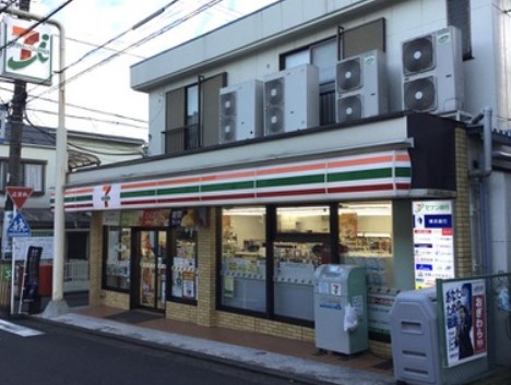 コンビニ　セブンイレブン 横浜西戸部店（コンビニ）まで141m