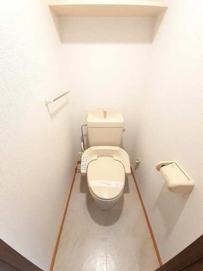 トイレ　※別部屋の写真です