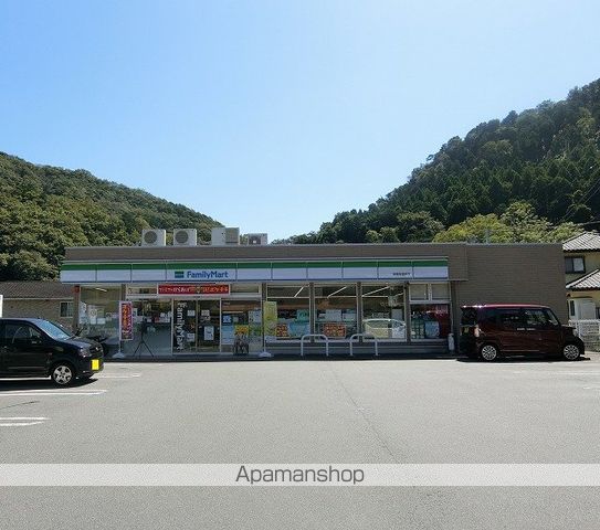 コンビニ　ファミリーマート修善寺温泉店（コンビニ）まで1699m