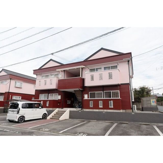 建物外観　【外観写真】人気地区である原田に立地しております。近くには原
