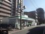 コンビニ　ファミリーマート加島駅東口店（コンビニ）まで432m