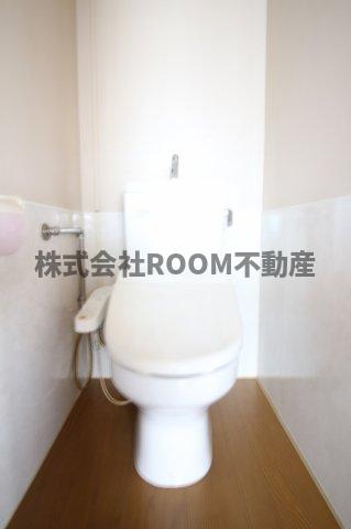 トイレ　落ち着いたトイレです