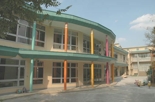 幼稚園・保育園　カオル幼稚園（幼稚園・保育園）まで1244m