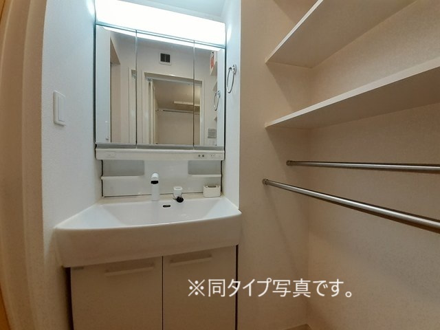 洗面設備　洗面所