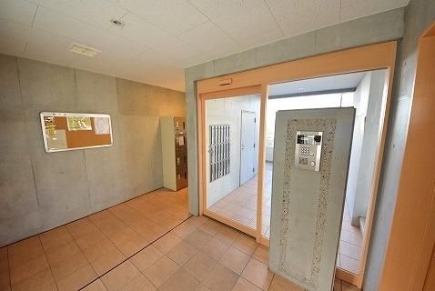 エントランス　★安心のオートロック付きです★