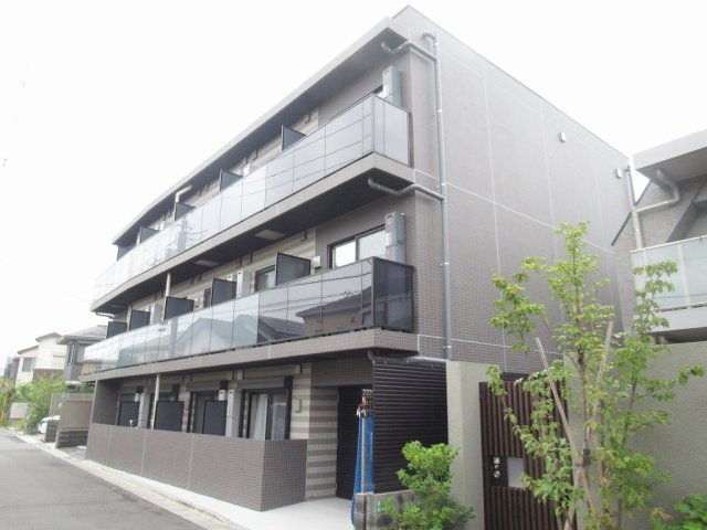 西武池袋線 石神井公園駅 徒歩8分 築3年