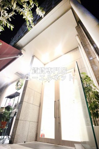 地下鉄御堂筋線 江坂駅 徒歩4分 築9年