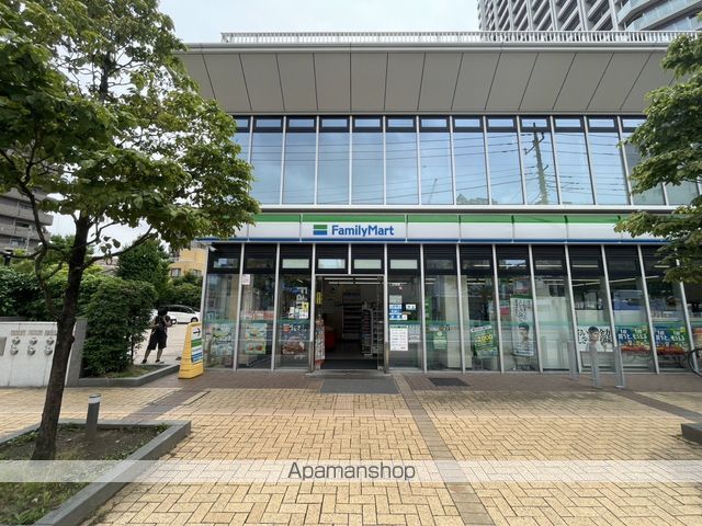 コンビニ　ファミリーマート川口金山町店（コンビニ）まで552m