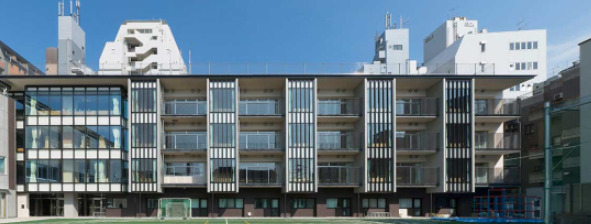 小学校　新宿区立 愛日小学校（小学校）まで427m
