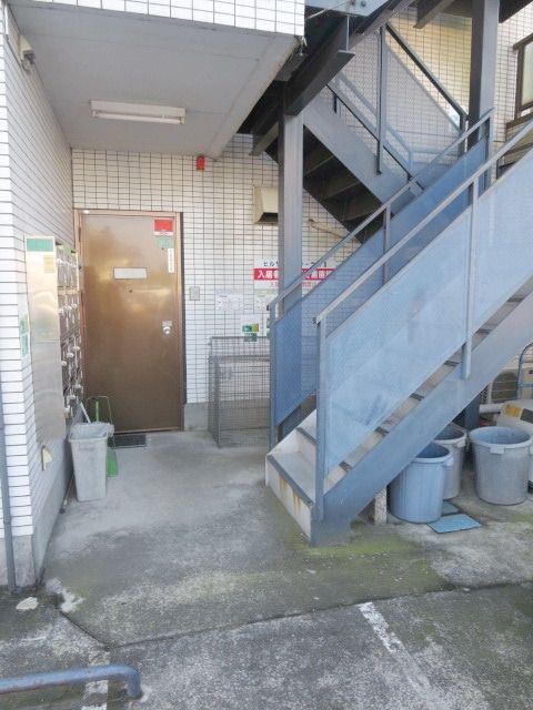 エントランス　★エントランスです★