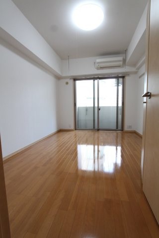 居室・リビング　居室※別部屋参考写真
