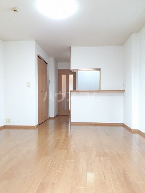 パークサイドヴィラAの居間写真