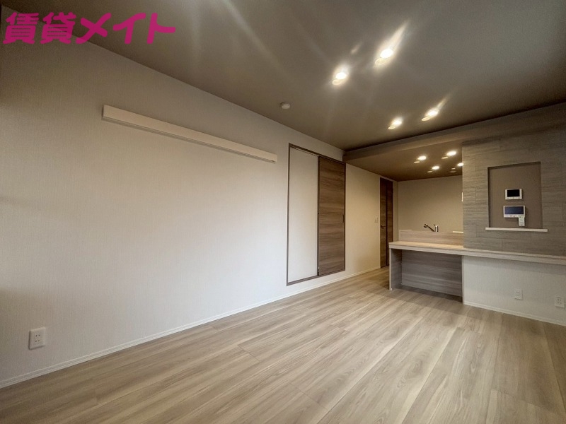 居室・リビング　同型別部屋写真