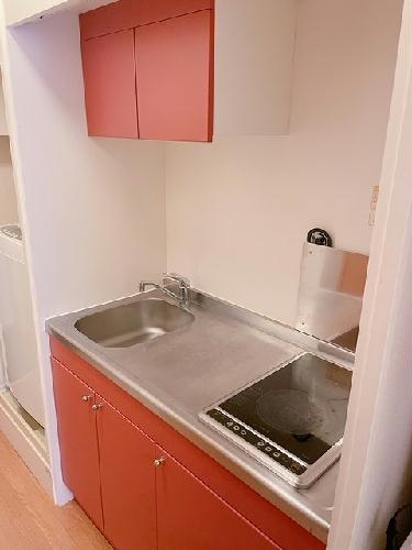 キッチン　同タイプ物件の為、形状や間取寸法、色調等が実際とは異なります