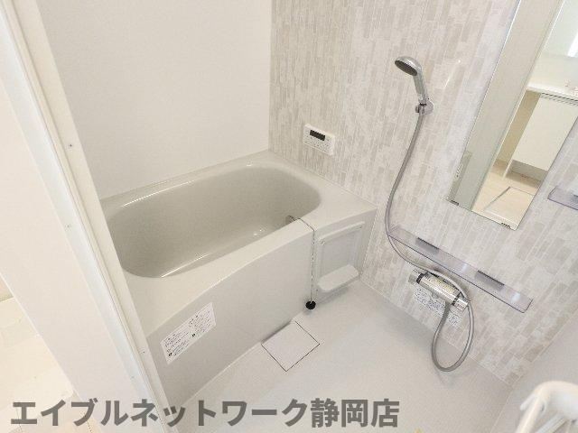 バス・シャワールーム　日々の暮らしに欠かせないお風呂です