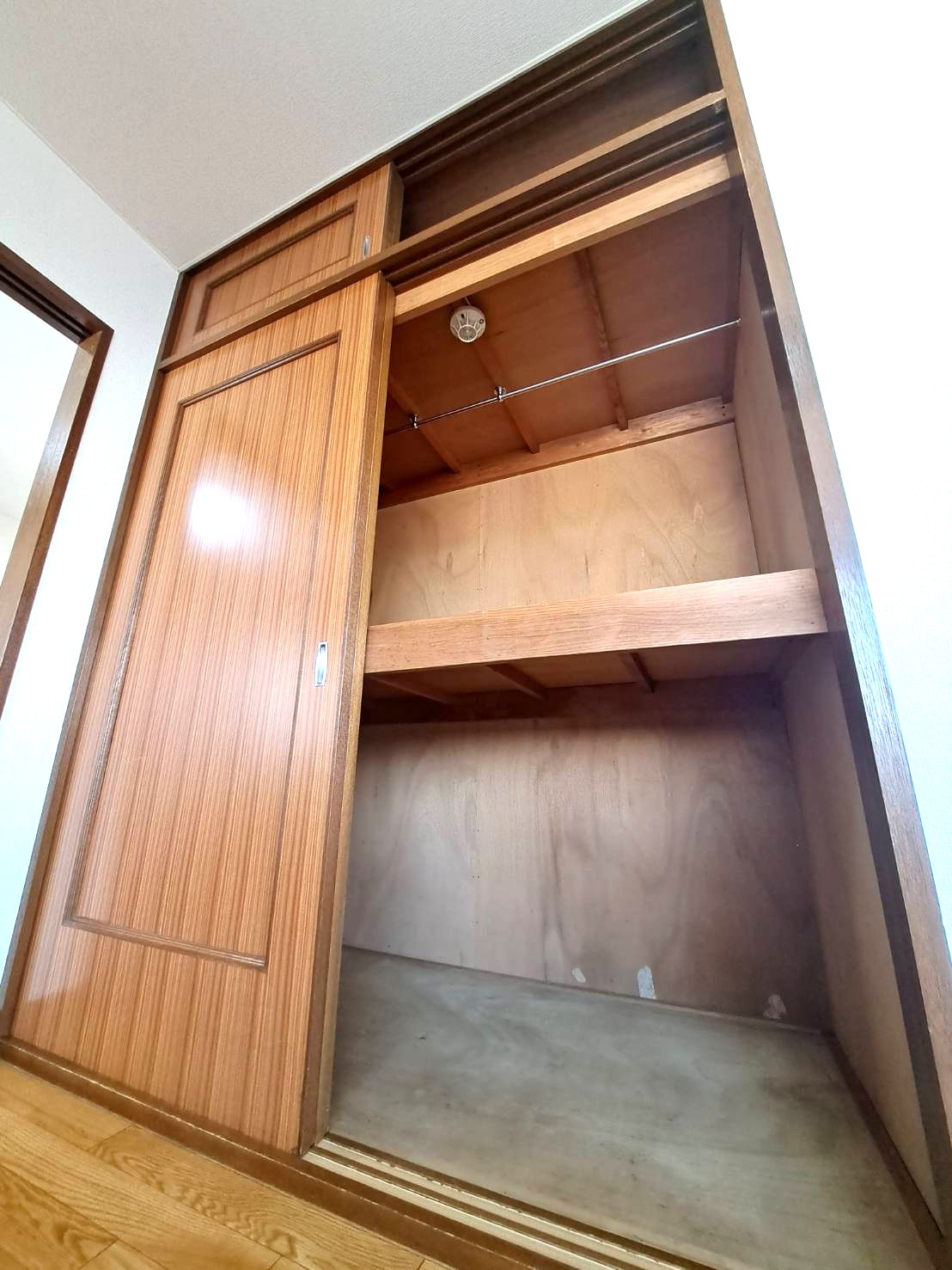 収納　天袋付き大型収納☆