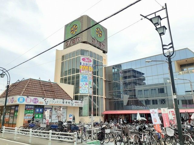 【東大阪市岩田町のアパートのスーパー】