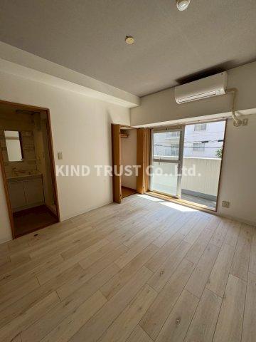 居室・リビング　ゆったりとした居間です