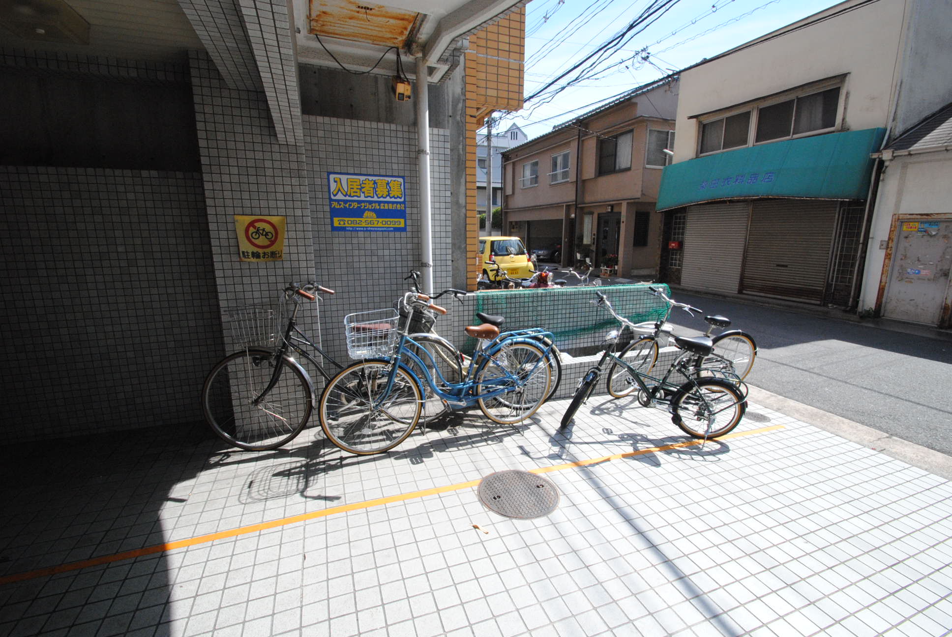 【広島市中区昭和町のマンションの駐車場】