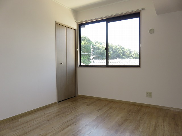 その他部屋・スペース　洋室６畳＆収納